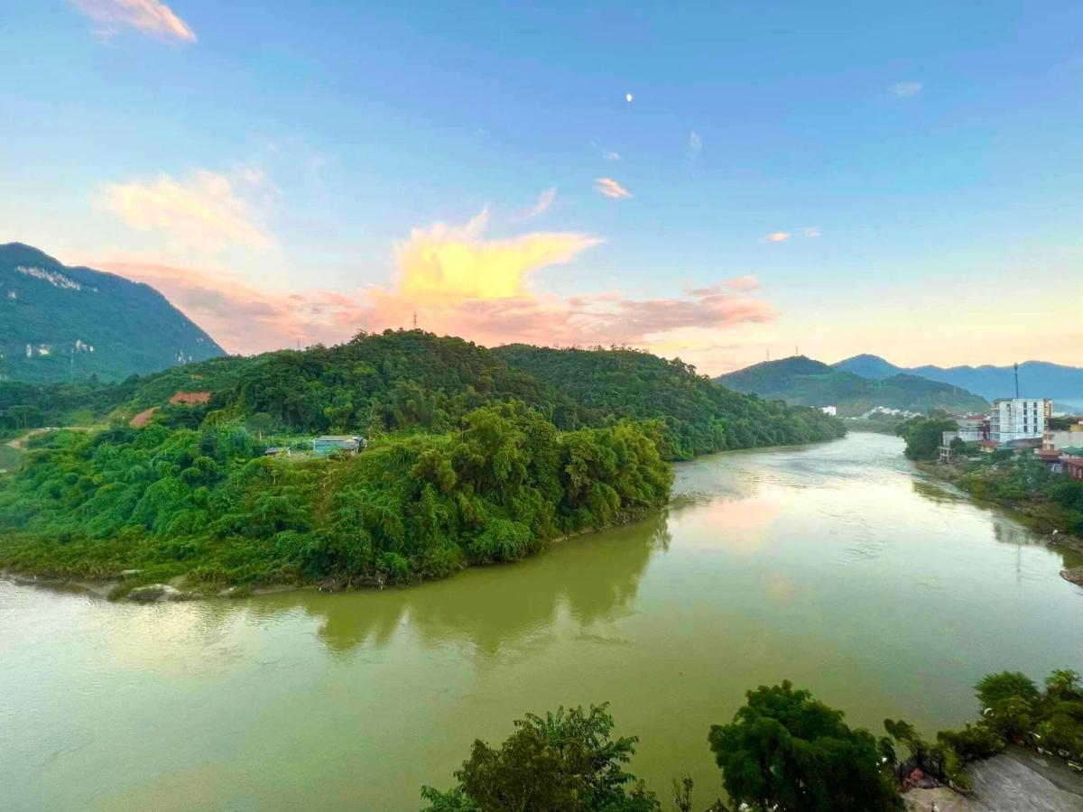 Phoenix Hotel Ha Giang Exterior photo